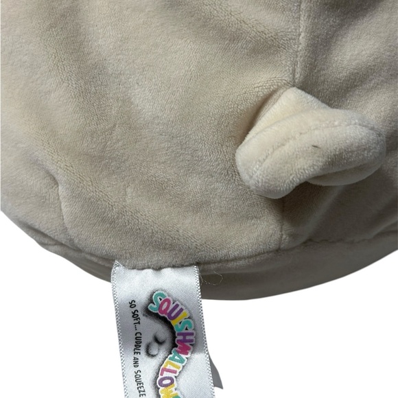 Squishmallow SOPHIE Sheep Lamb Cream Plush W/ Cute Lashes - Picture 4 of 4